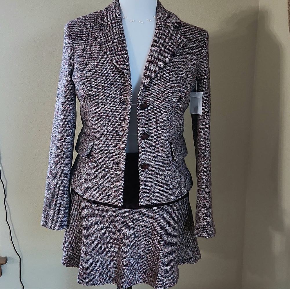 Moda International - Picture 4 of 11